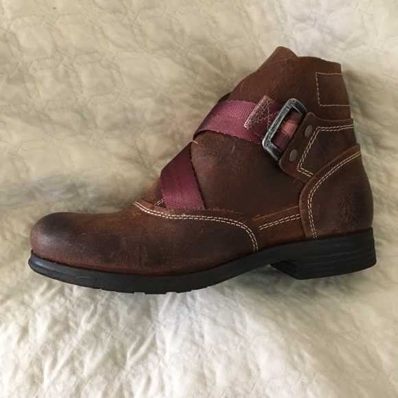 New Fly London Saji Rugged Ankle Boots Brown - Picture 2 of 8